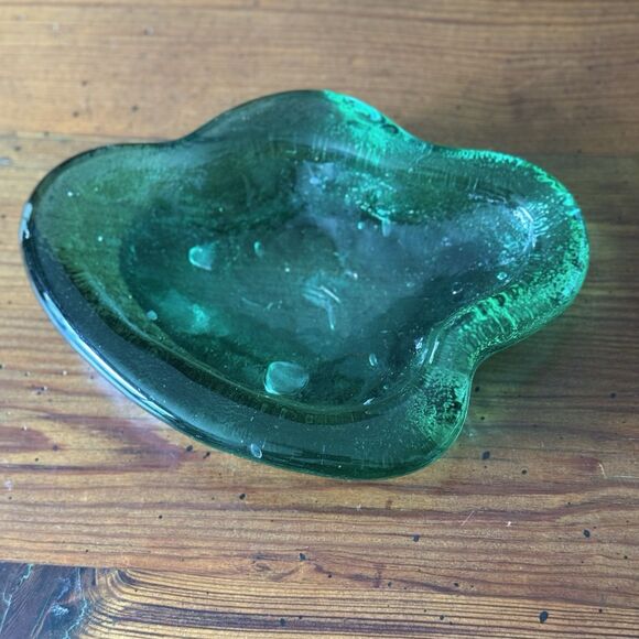 Blenko Vintage Green Amoeba Ashtray Dish Mid Century Free Form  Wow - Picture 4 of 10
